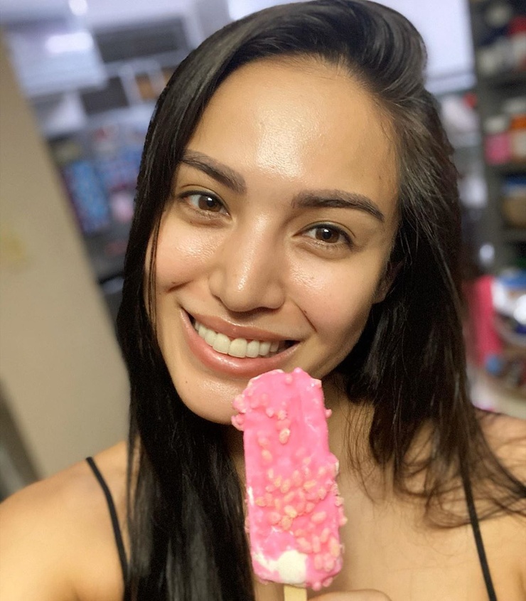 Michele Gumabao Michele Gumabao