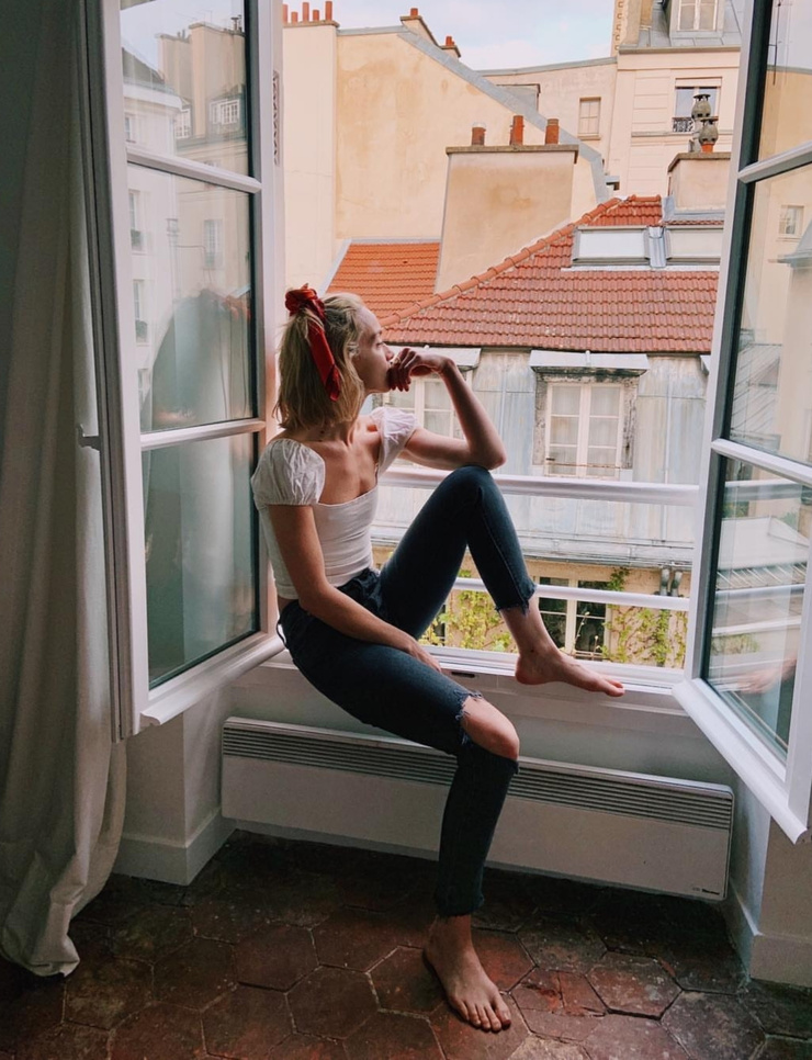 Rachel Skarsten Rachel Skarsten