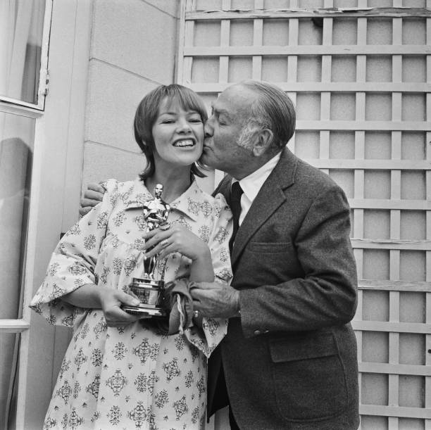 Glenda Jackson, Hal B. Wallis