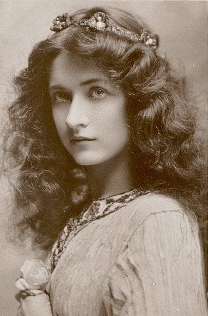 Maude Fealy