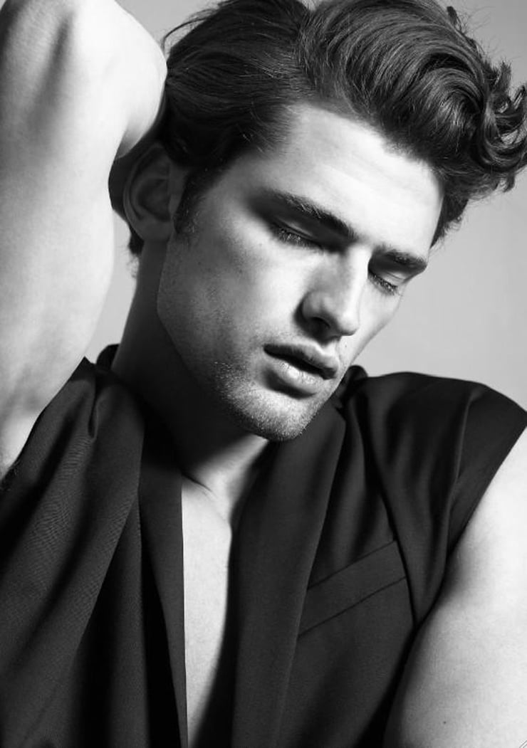 Sean Opry