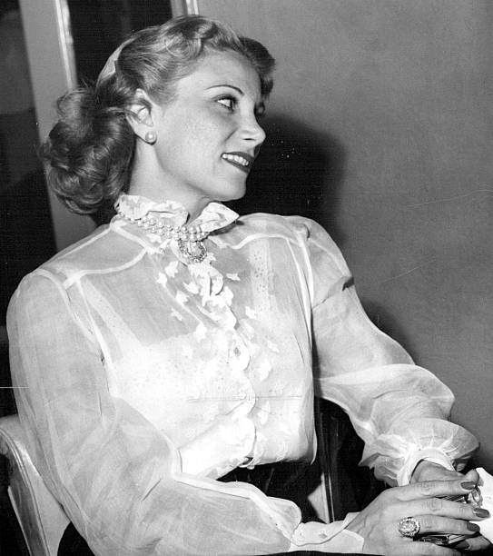 Dorothy Sarnoff