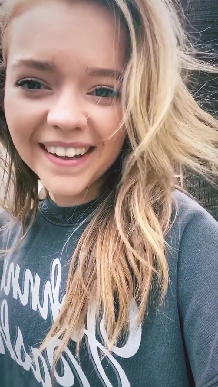 Picture Of Jade Pettyjohn