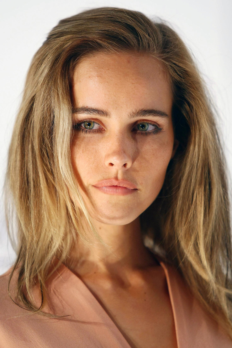 Isabel Lucas Isabel Lucas