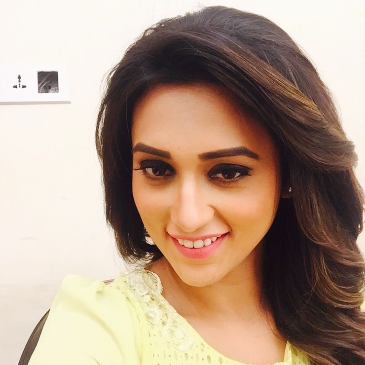 Mimi Chakraborty