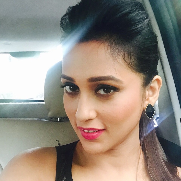 Mimi Chakraborty