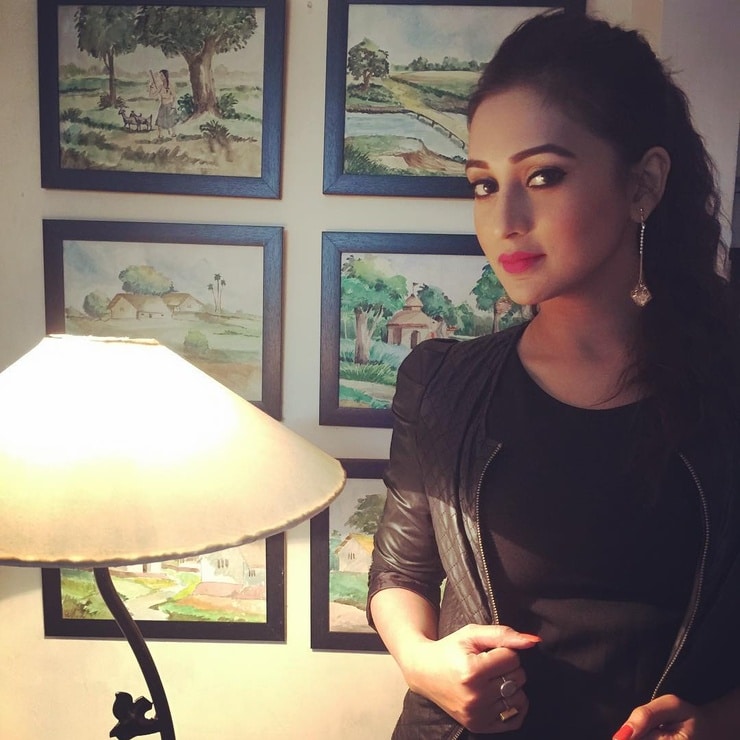 Mimi Chakraborty