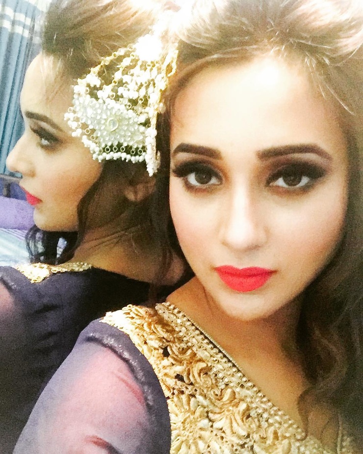 Mimi Chakraborty