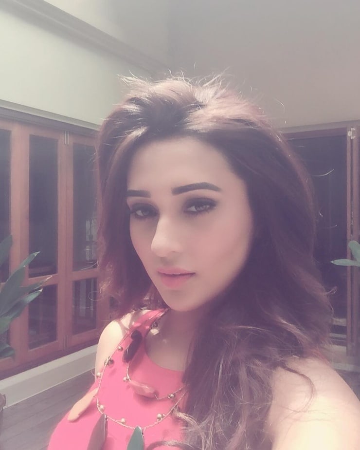 Mimi Chakraborty