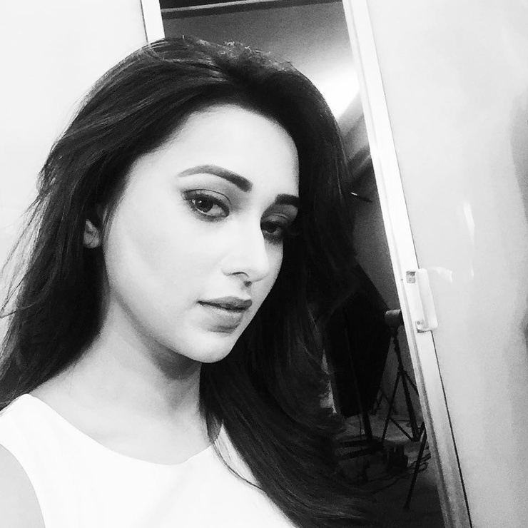 Mimi Chakraborty