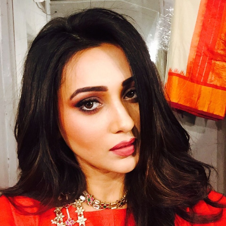 Mimi Chakraborty