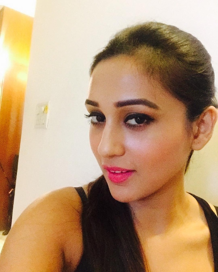 Mimi Chakraborty