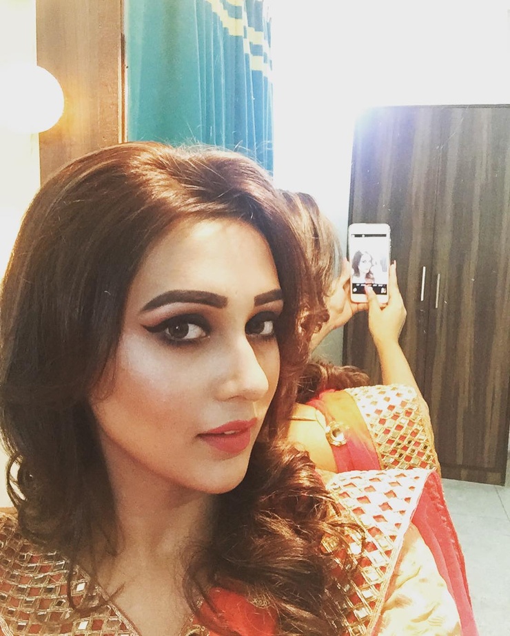 Mimi Chakraborty