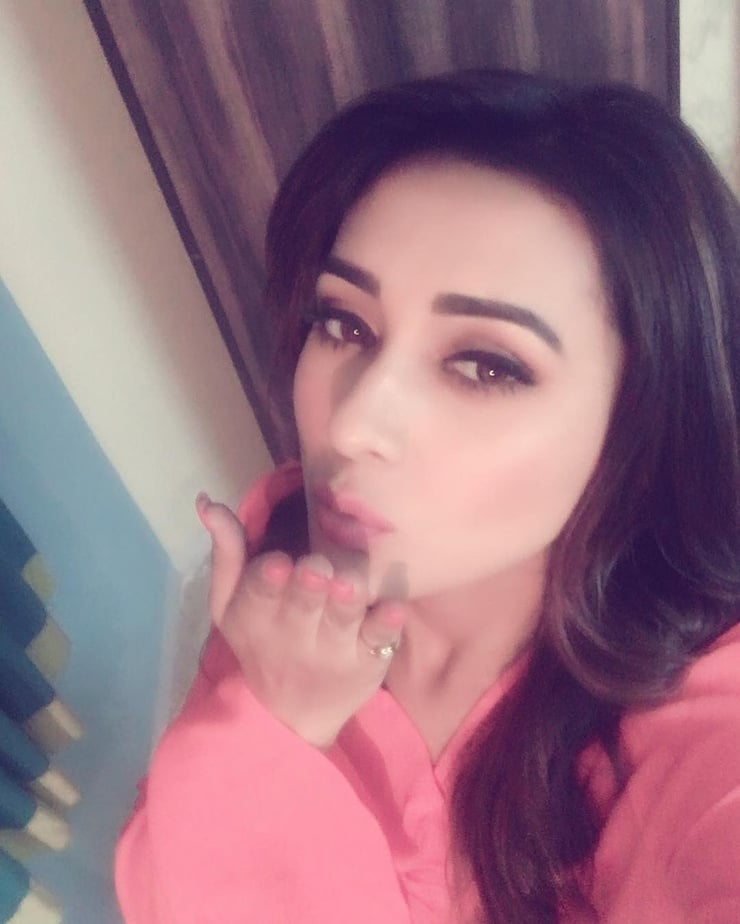Mimi Chakraborty