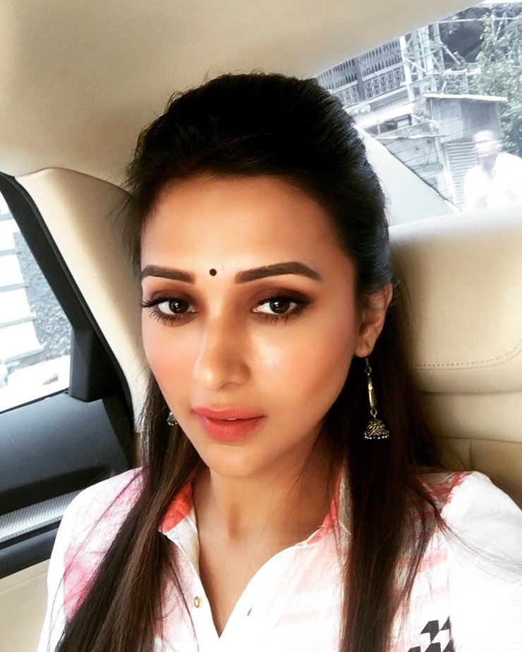 Mimi Chakraborty