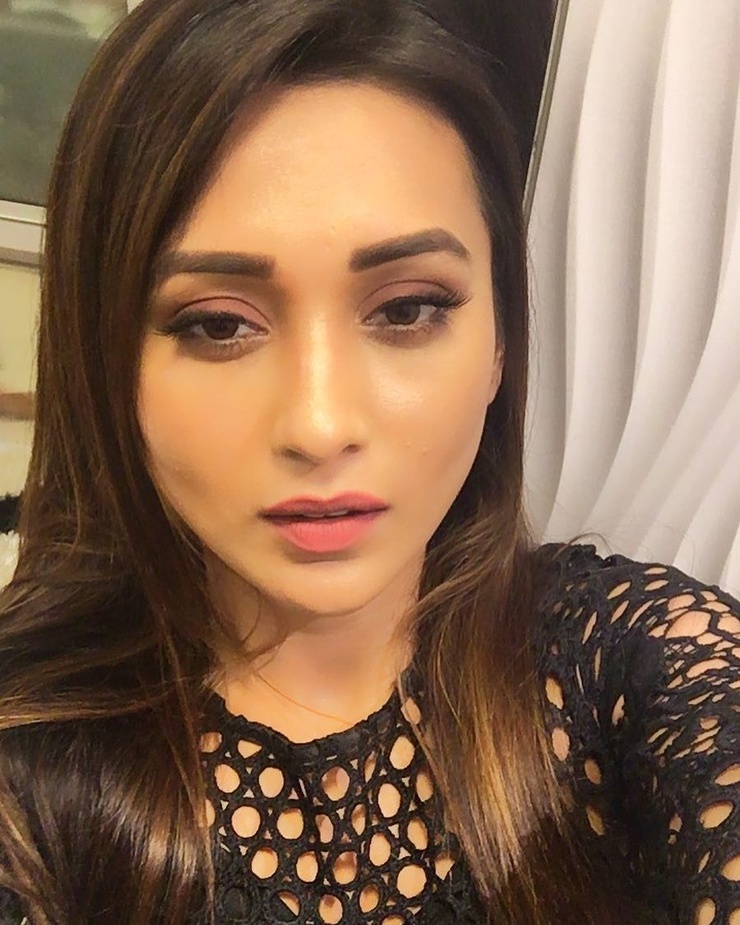 Mimi Chakraborty