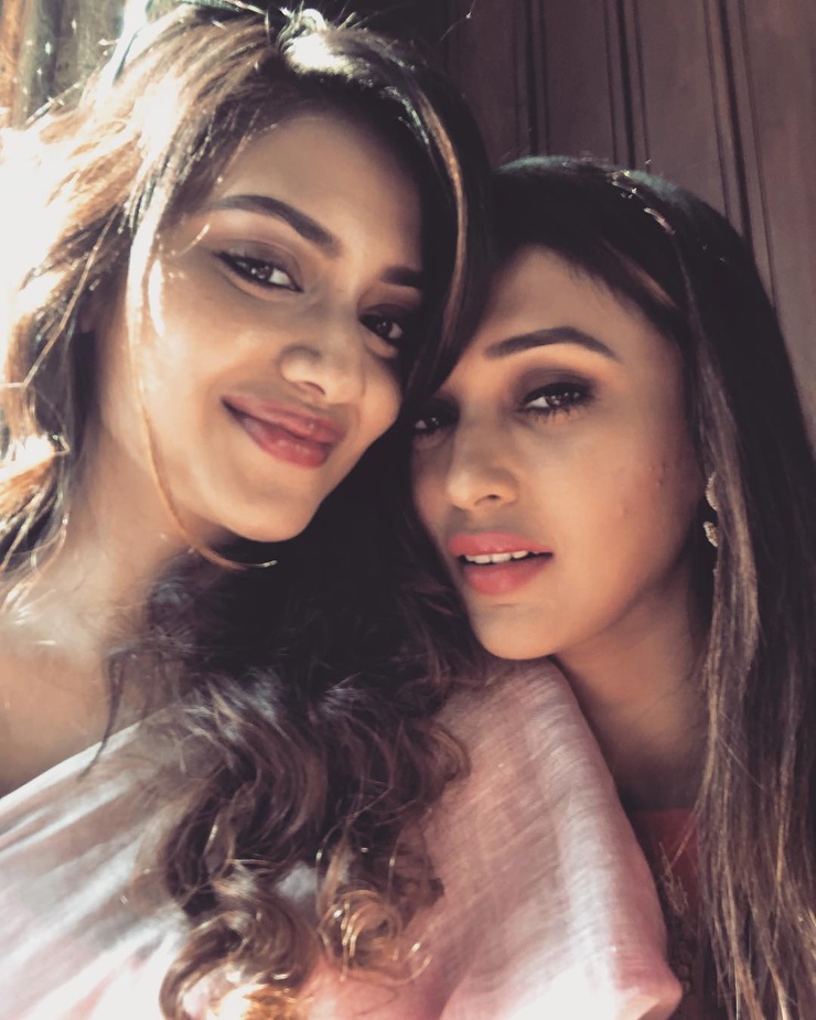 Mimi Chakraborty