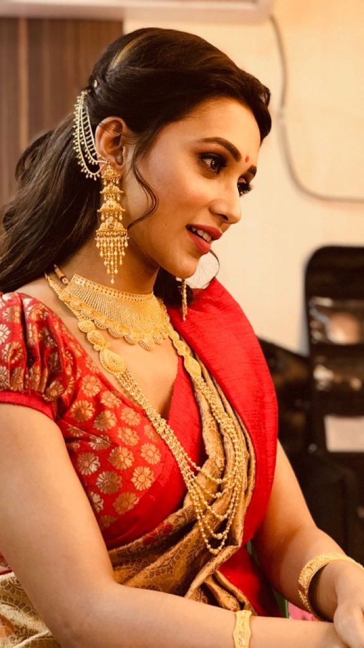 Mimi Chakraborty