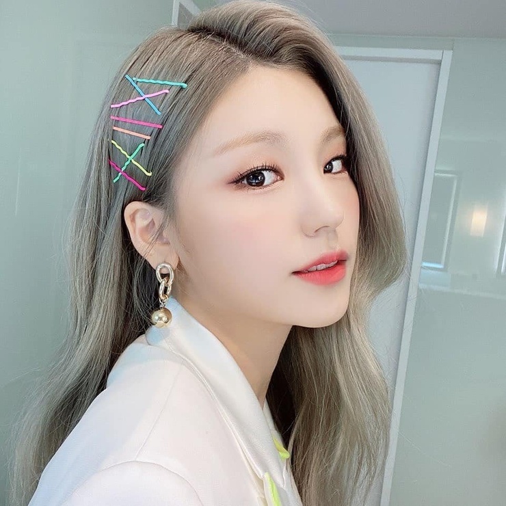 Yeji Yeji