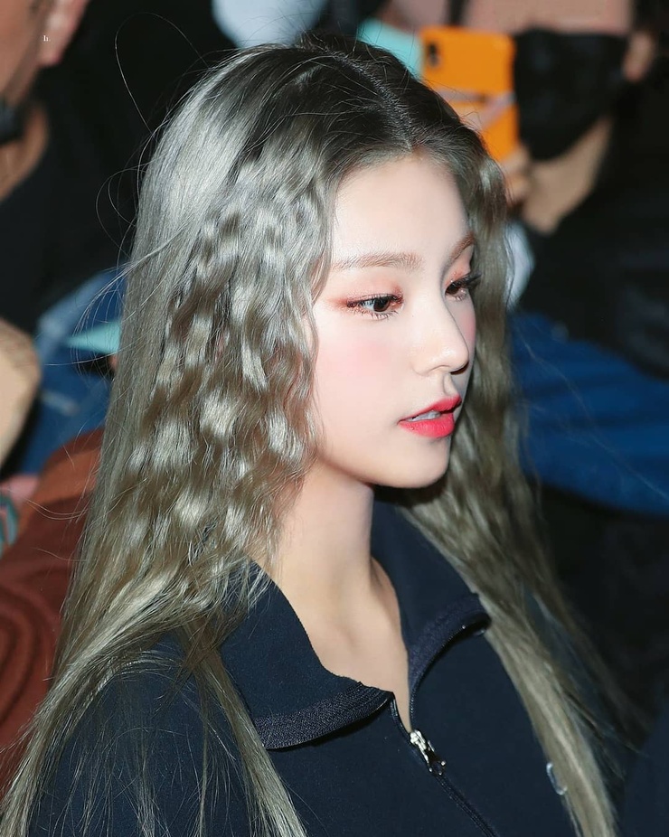Yeji Yeji