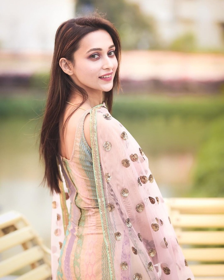 Mimi Chakraborty