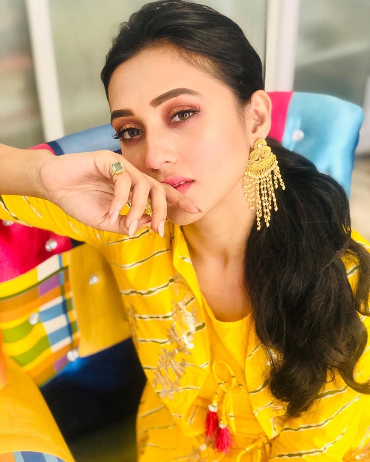 Mimi Chakraborty