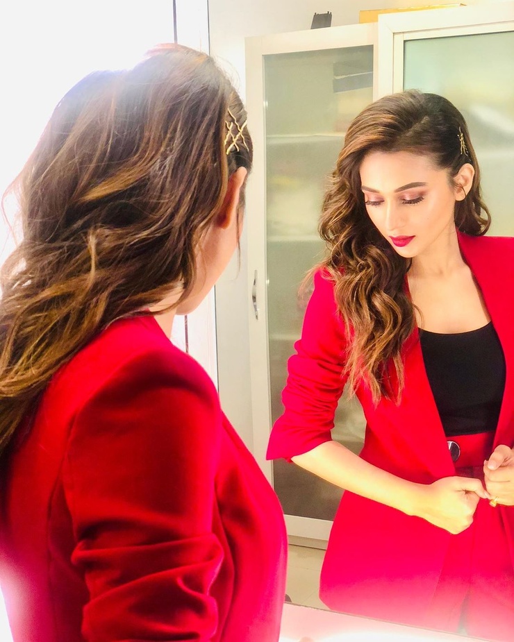 Mimi Chakraborty