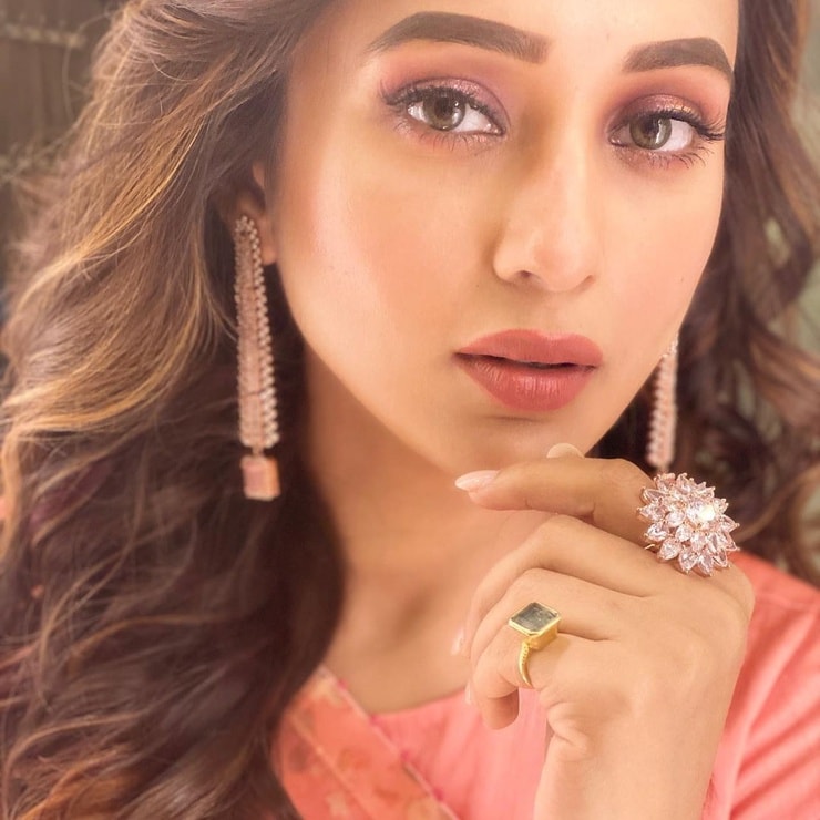 Mimi Chakraborty