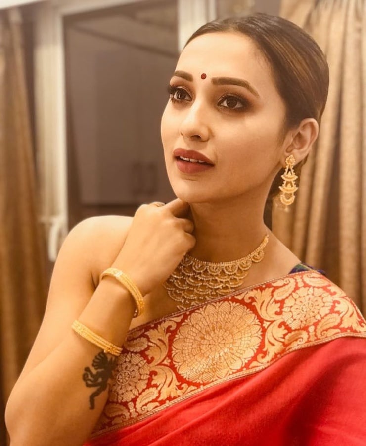 Mimi Chakraborty
