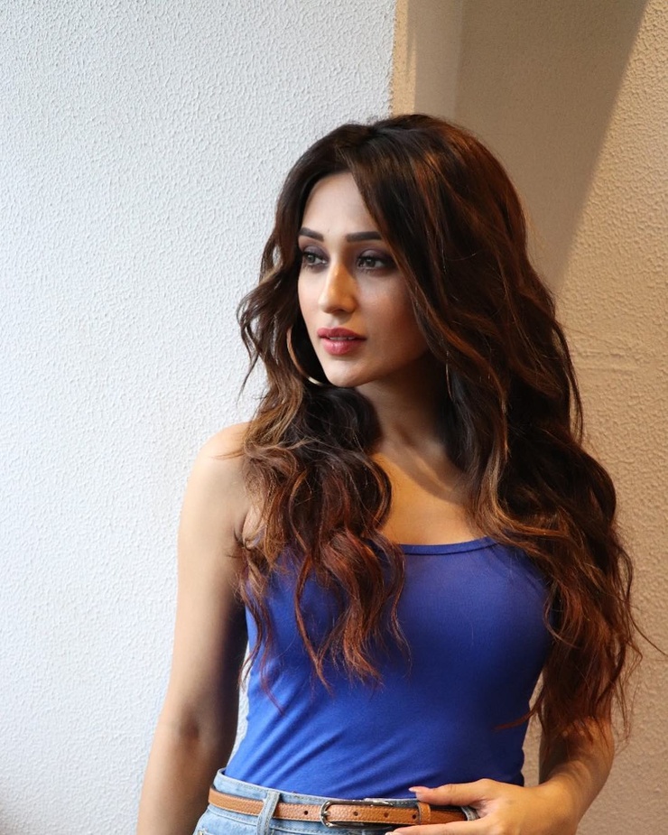 Mimi Chakraborty