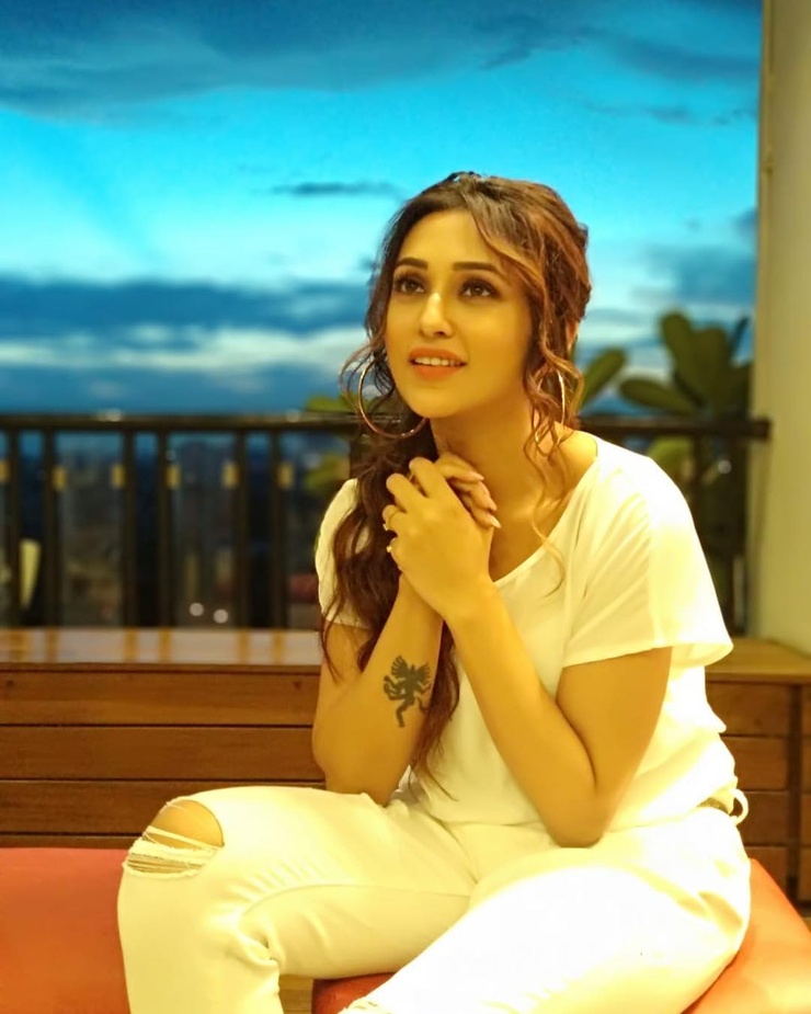 Mimi Chakraborty