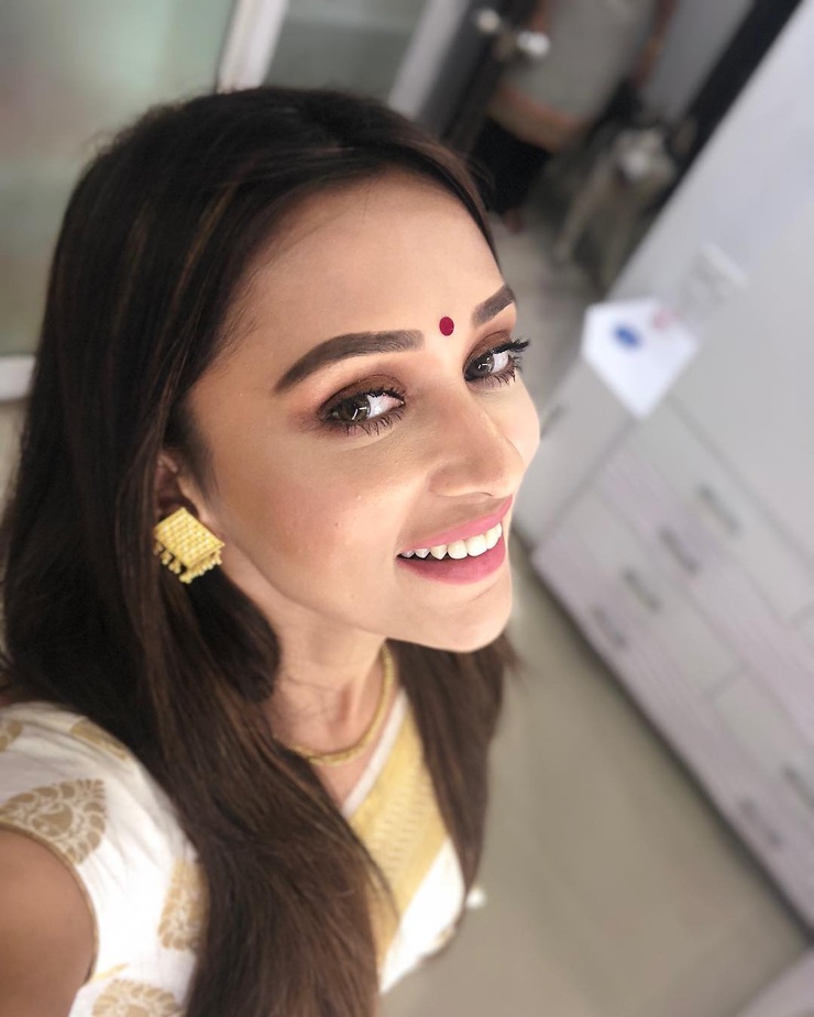 Mimi Chakraborty