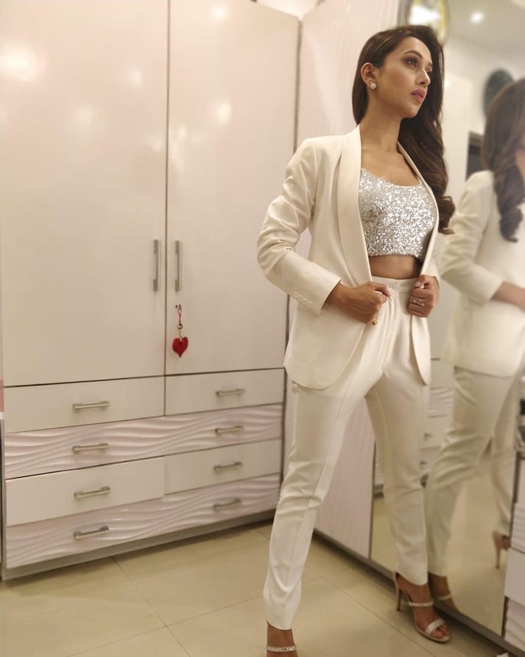 Mimi Chakraborty
