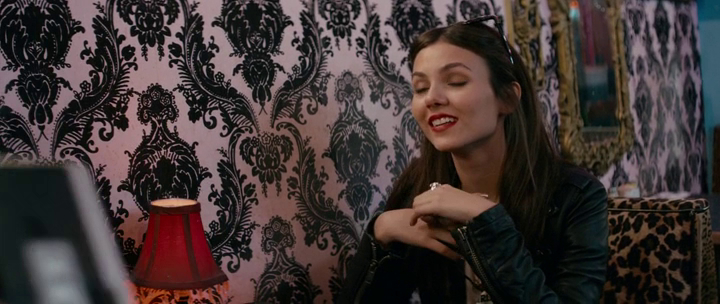 Naomi and Ely's No Kiss List