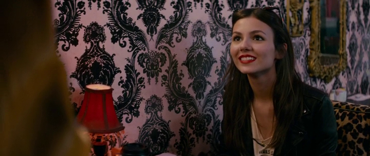 Naomi and Ely's No Kiss List