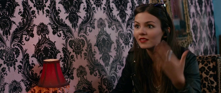 Naomi and Ely's No Kiss List