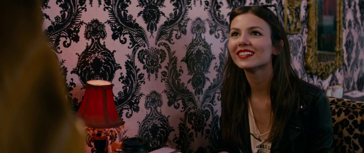 Naomi and Ely's No Kiss List