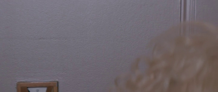 Naomi and Ely's No Kiss List