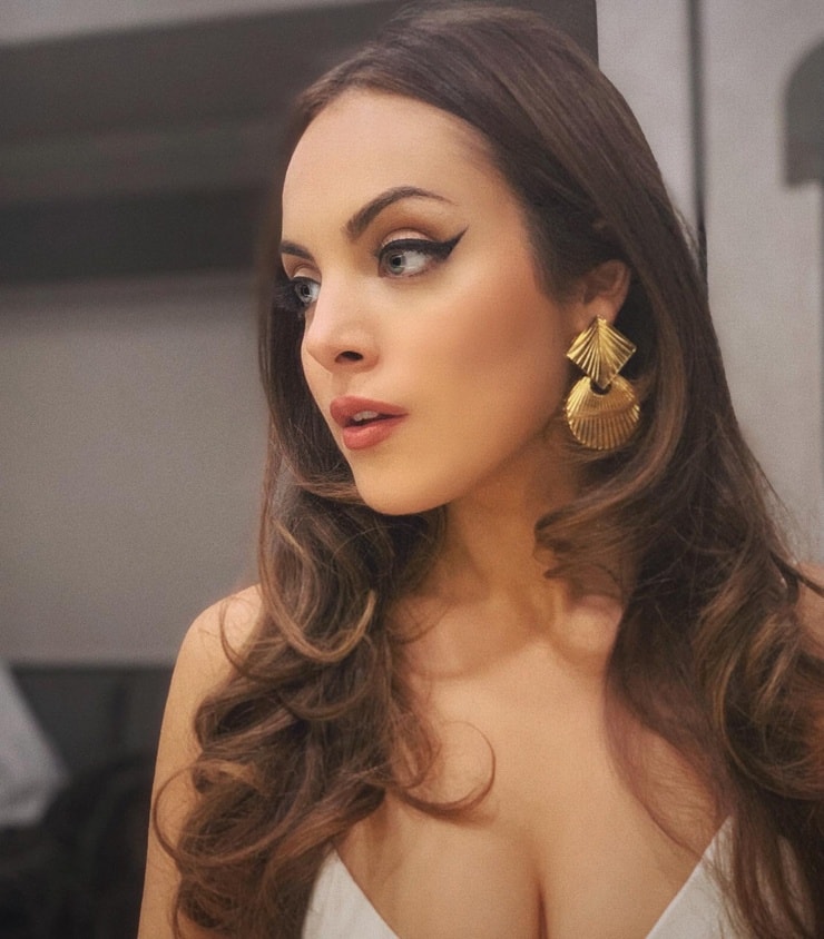 Elizabeth Gillies Elizabeth Gillies