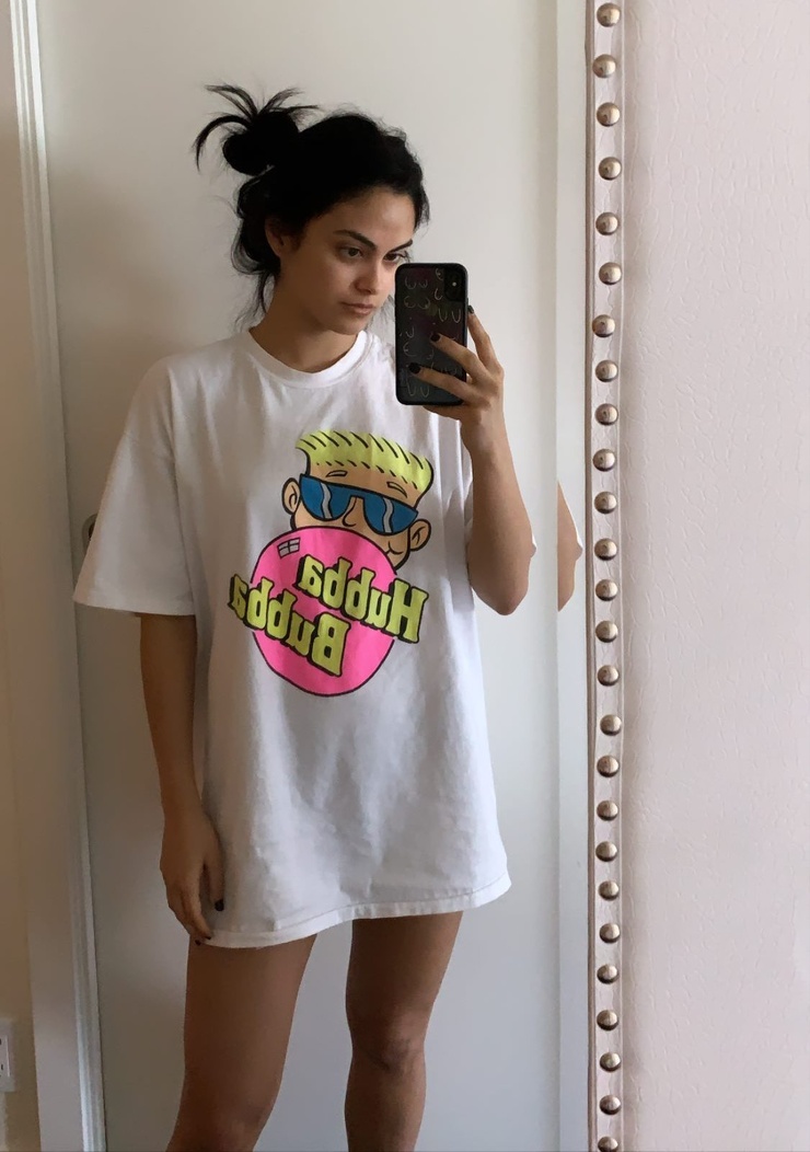 Camila Mendes