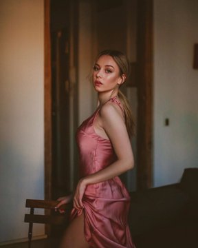 Ester Expósito image