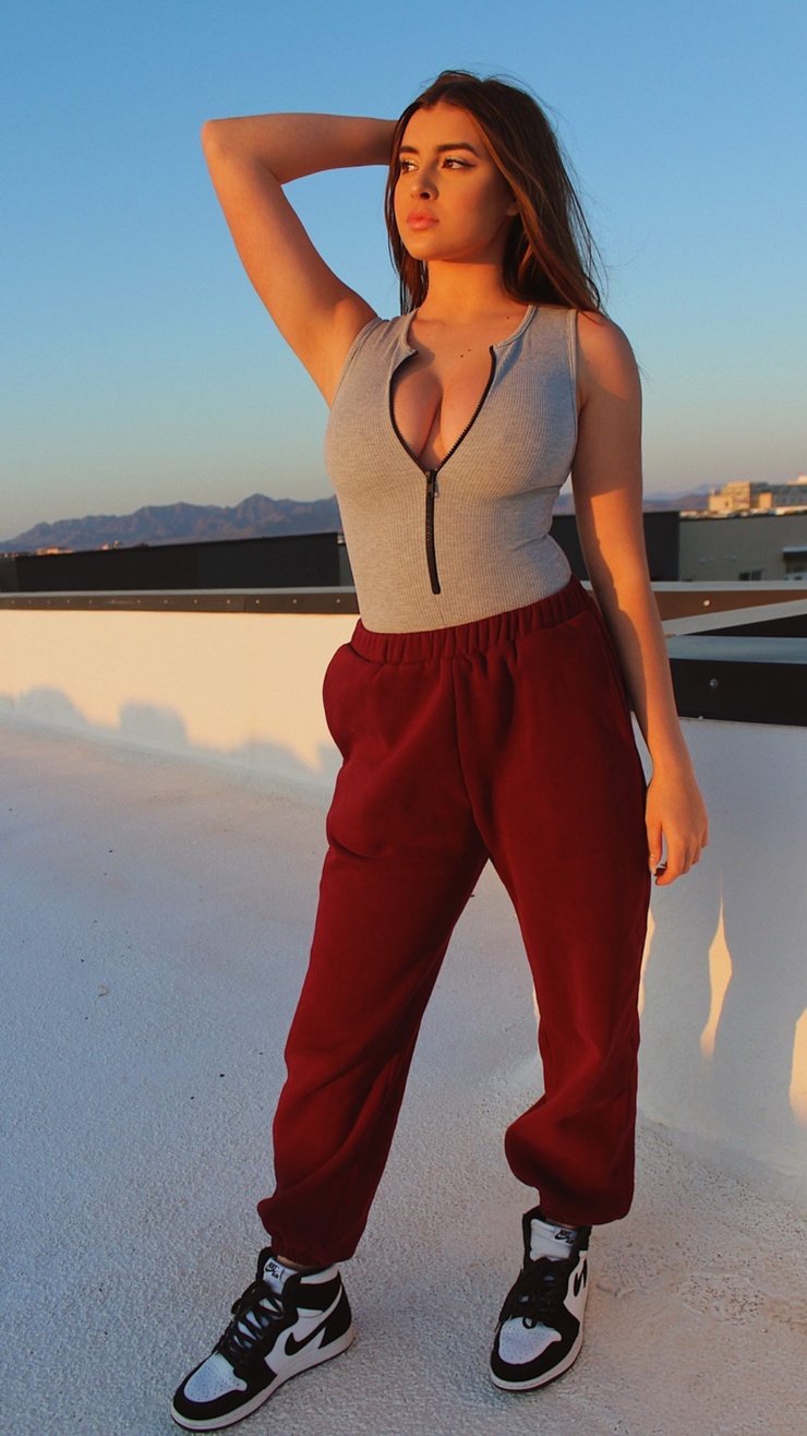 Kalani Hilliker Kalani Hilliker