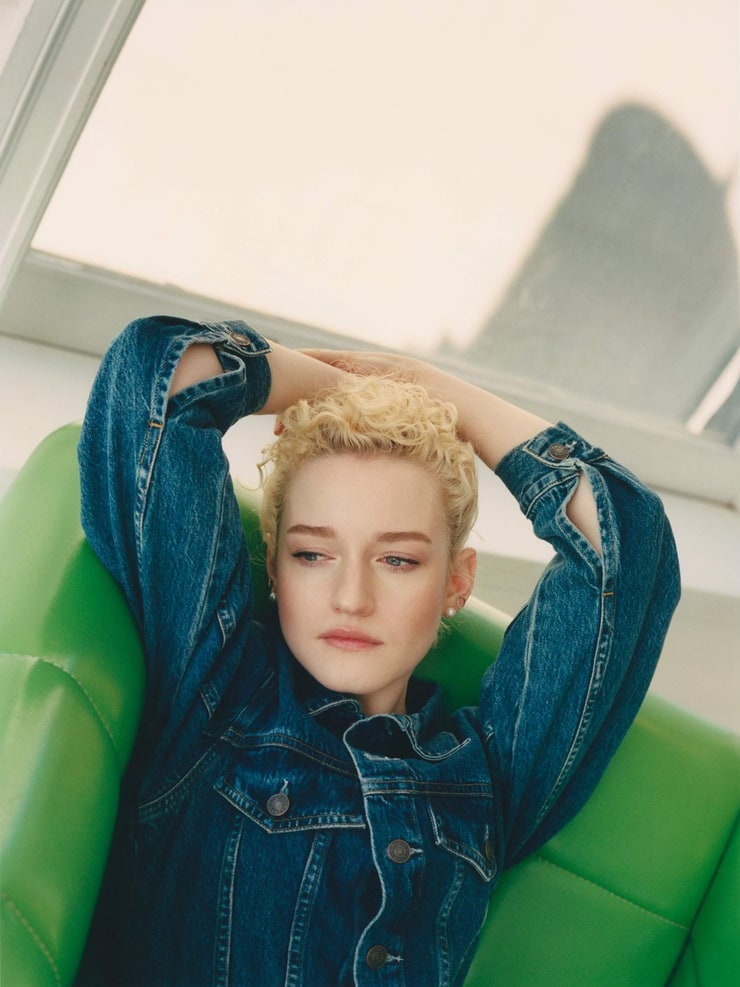 Julia Garner