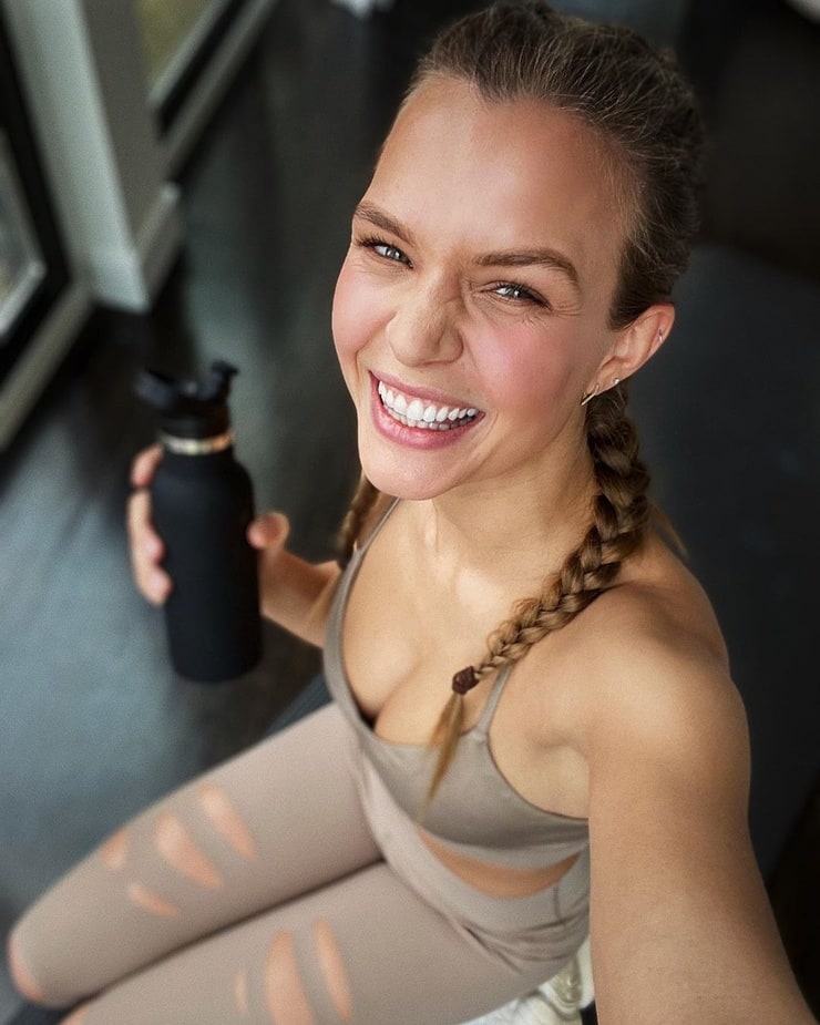Josephine Skriver Josephine Skriver