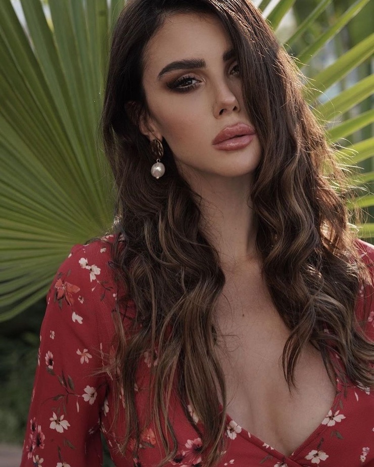 Silvia Caruso Silvia Caruso
