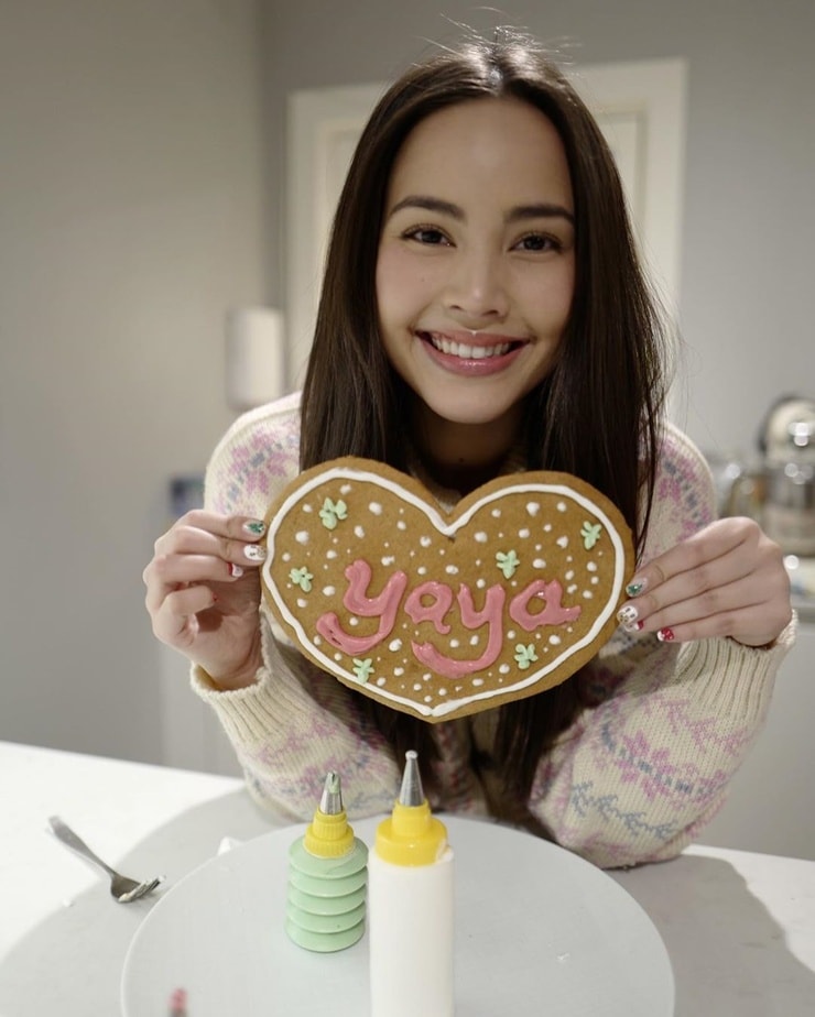 Urassaya Sperbund Urassaya Sperbund