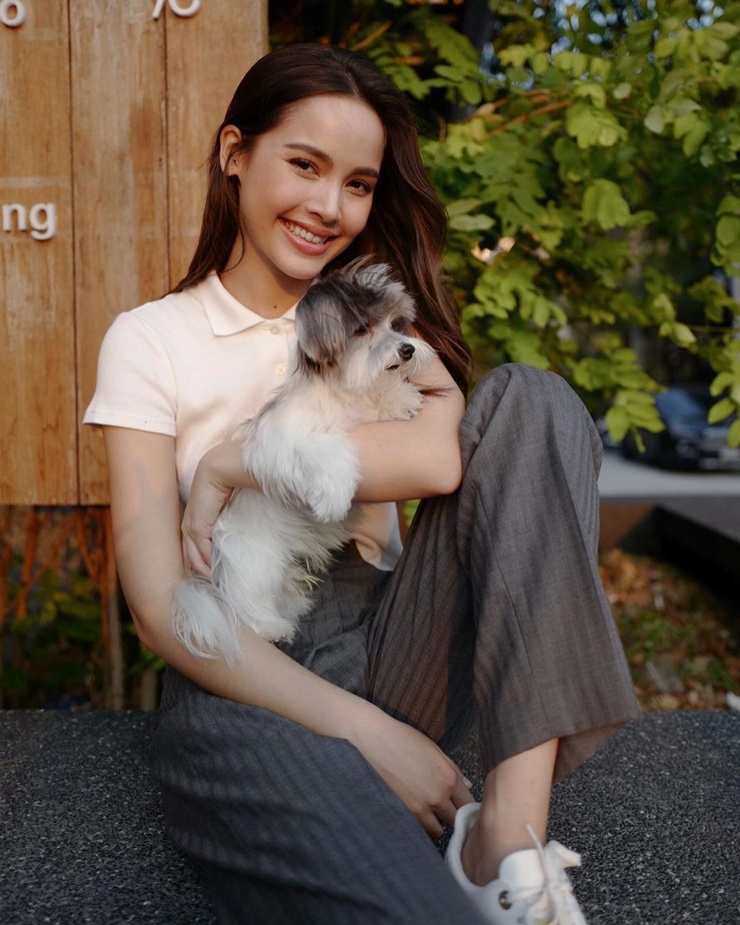 Urassaya Sperbund Urassaya Sperbund