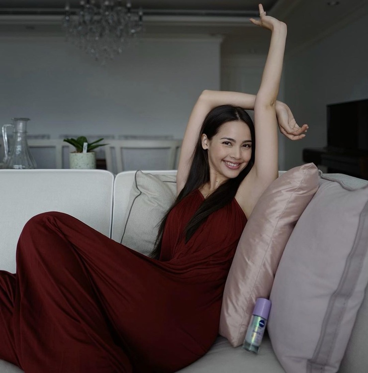 Urassaya Sperbund Urassaya Sperbund