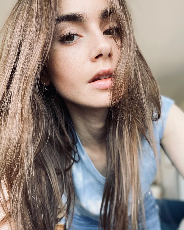 Lily Collins Lily Collins
