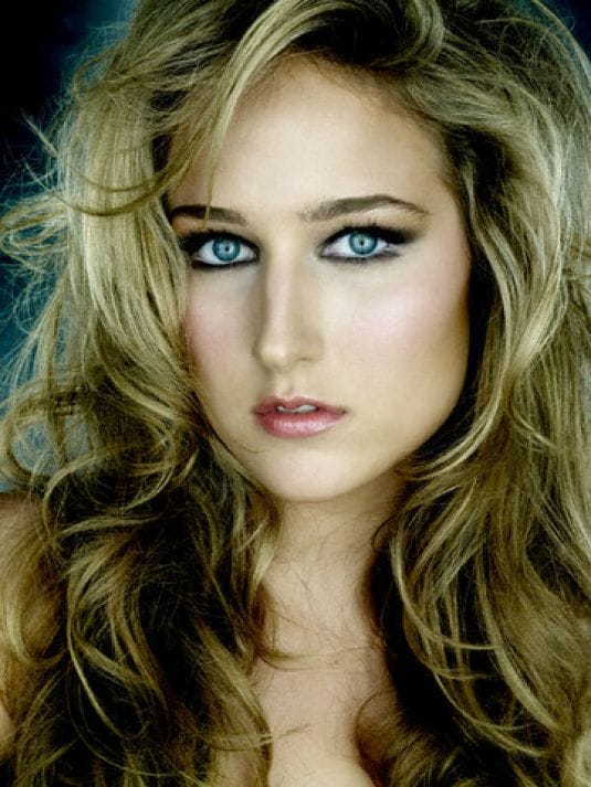 Leelee Sobieski